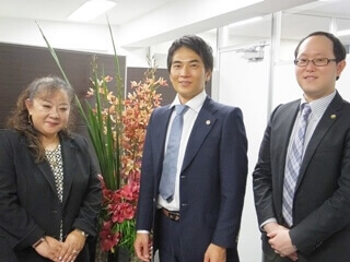 ウカイ＆パートナーズ法律事務所　鵜飼大代表弁護士　北川英佑弁護士　加藤なぎさ代表の写真